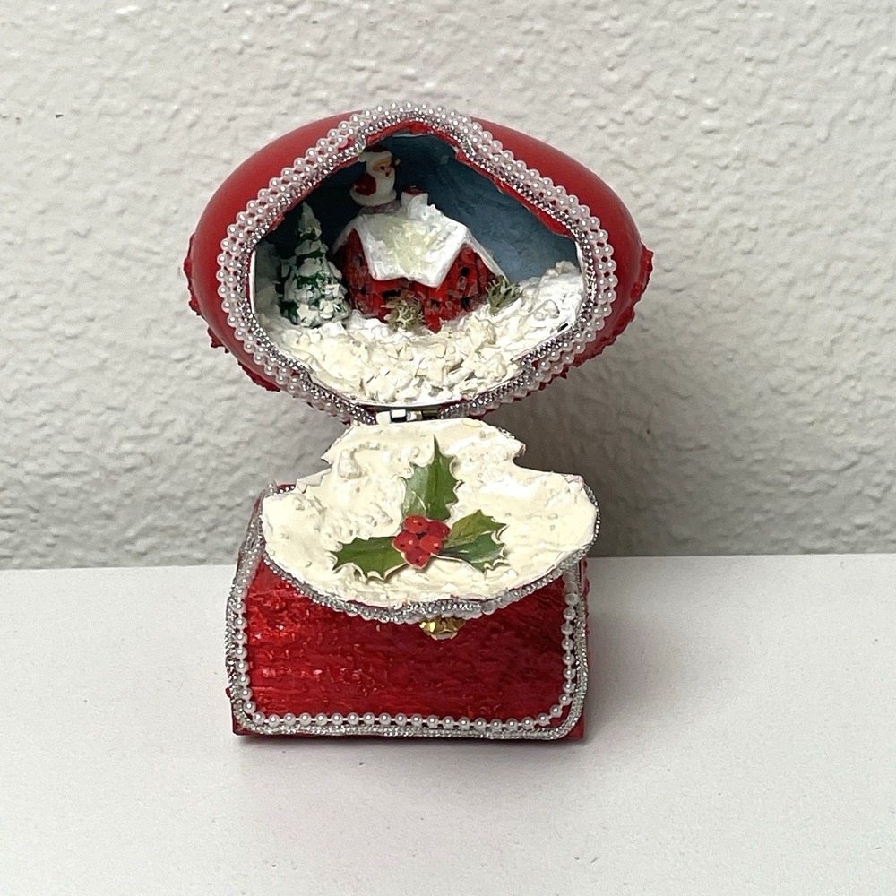 Vintage Handmade Christmas Diorama Egg Santa Rooftop Fireplace Kitsch Decor